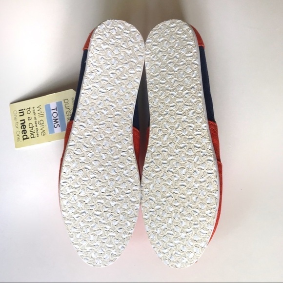 Tom’s limited edition orange/blue campus classics - Picture 3 of 7